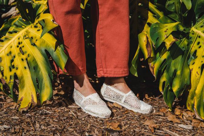 Women natural Toms Moroccan Crochet Alpargata Shoes R26T36