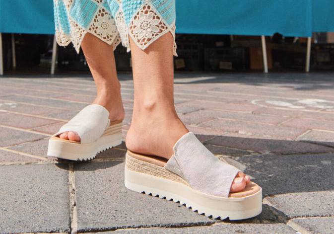 Women Natural Yarn Dye Toms Diana Mule Sandal Shoes R26T206