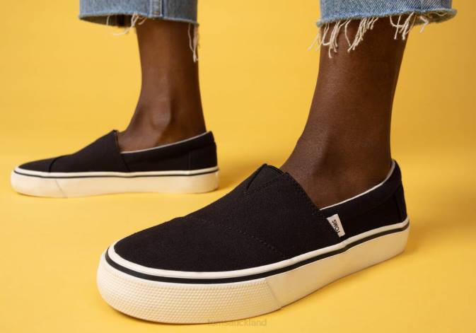 Women Black Toms Fenix Slip On Shoes R26T317
